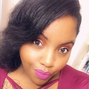 Meet your Posher, Amie